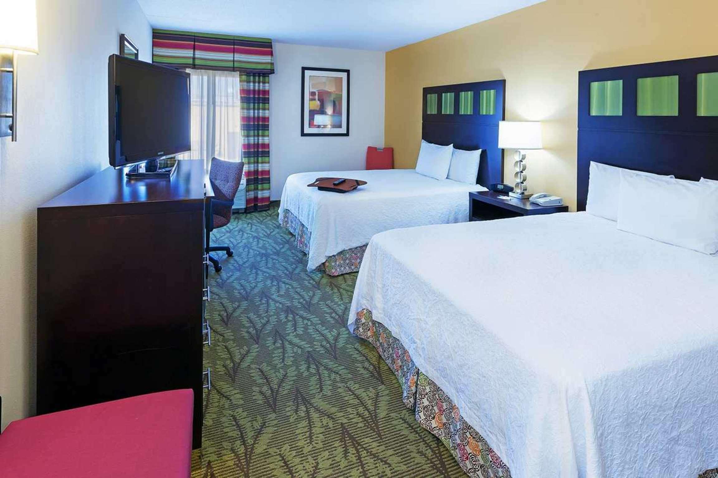 Hampton Inn & Suites Tulsa-Woodland Hills Room photo