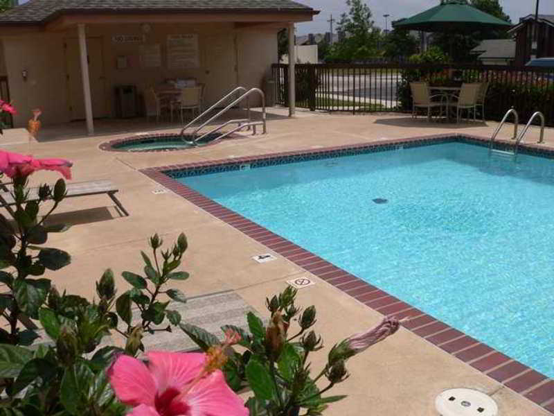 Hampton Inn & Suites Tulsa-Woodland Hills Facilities photo