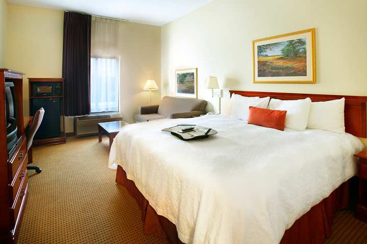 Hampton Inn & Suites Tulsa-Woodland Hills Room photo